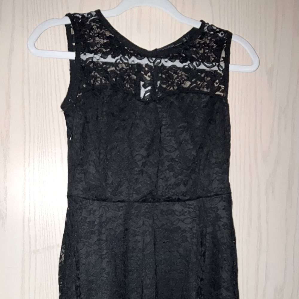 Elegant Black Lace Dress